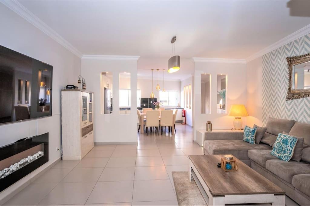 Luxuryvilla With Private Heated Pool And Spa 7P Quarteira Zewnętrze zdjęcie