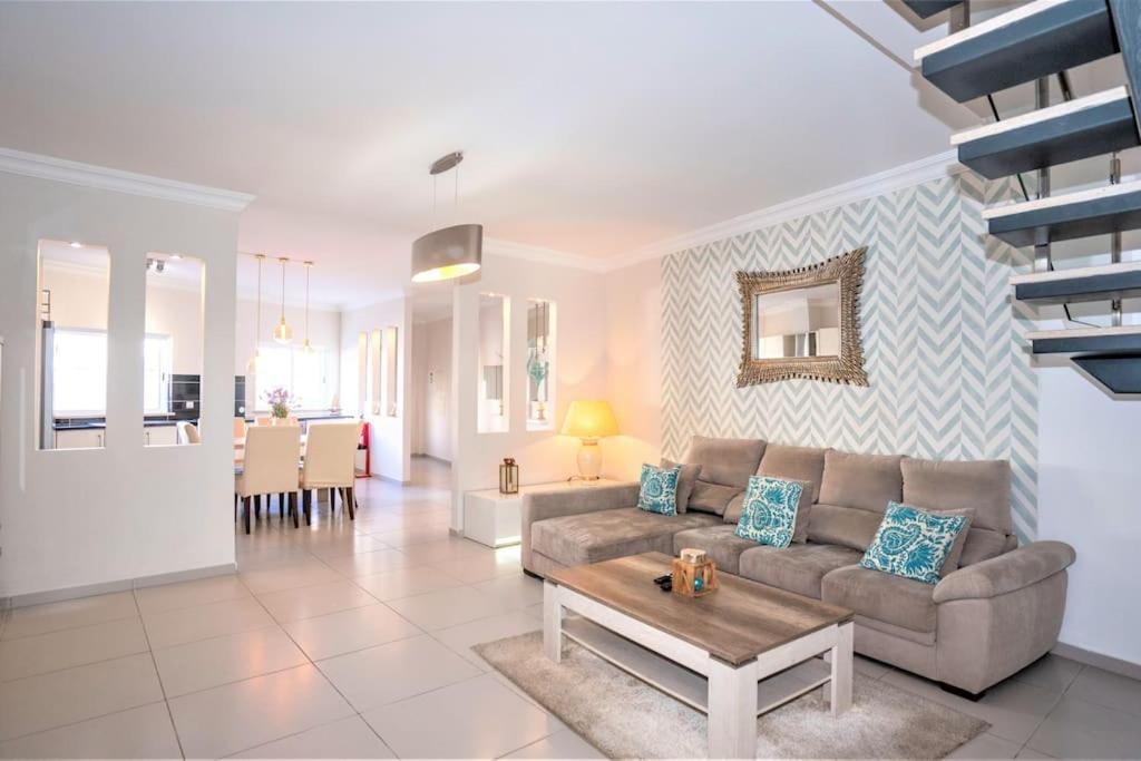 Luxuryvilla With Private Heated Pool And Spa 7P Quarteira Zewnętrze zdjęcie