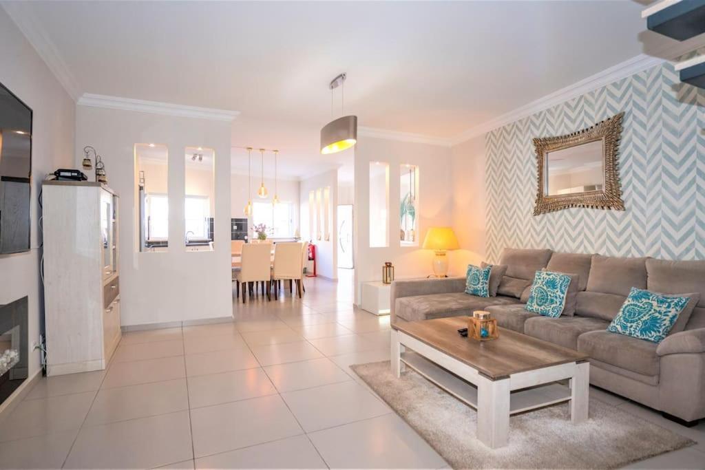 Luxuryvilla With Private Heated Pool And Spa 7P Quarteira Zewnętrze zdjęcie