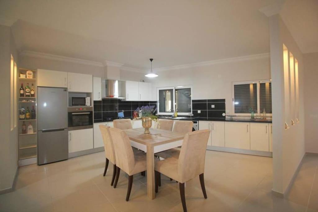 Luxuryvilla With Private Heated Pool And Spa 7P Quarteira Zewnętrze zdjęcie